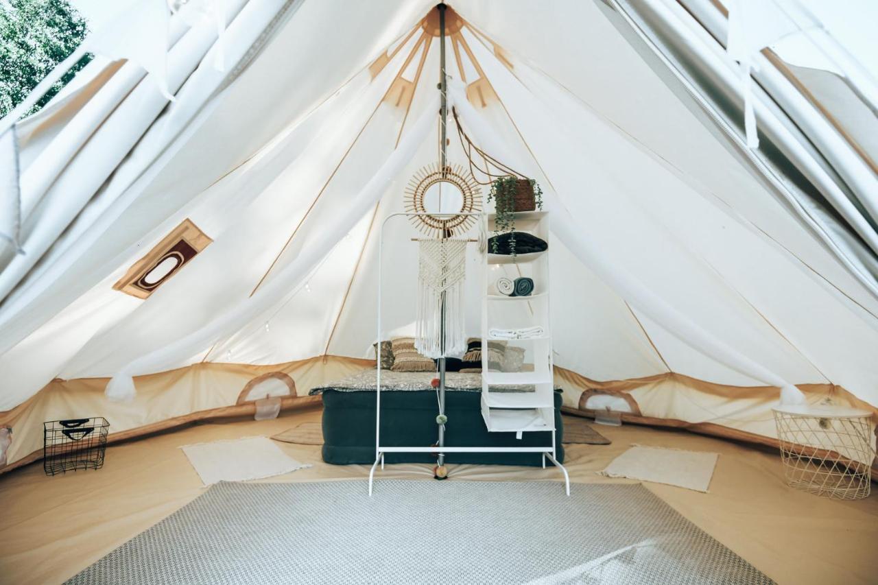 Отель Glamping Mella Muiza Юрмала Экстерьер фото