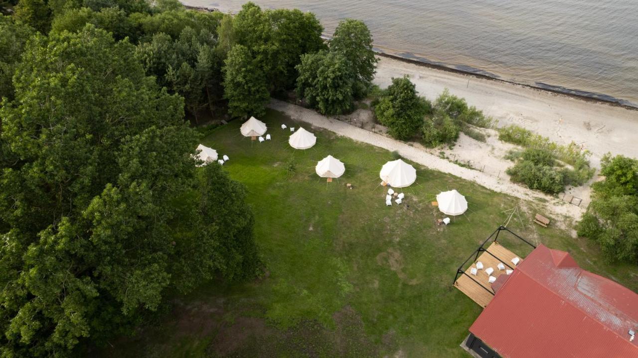 Отель Glamping Mella Muiza Юрмала Экстерьер фото