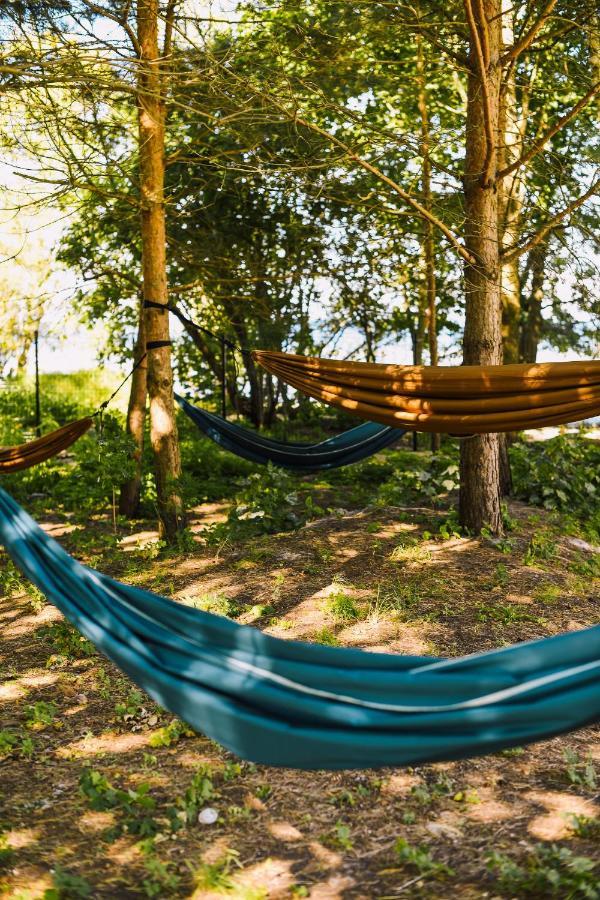 Отель Glamping Mella Muiza Юрмала Экстерьер фото